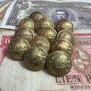 12 Escudos de la R.O.U