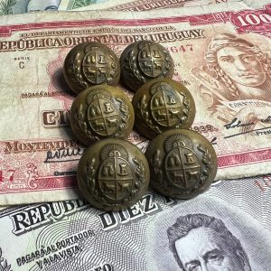 6 escudos de la R.O.U Muy Antiguos