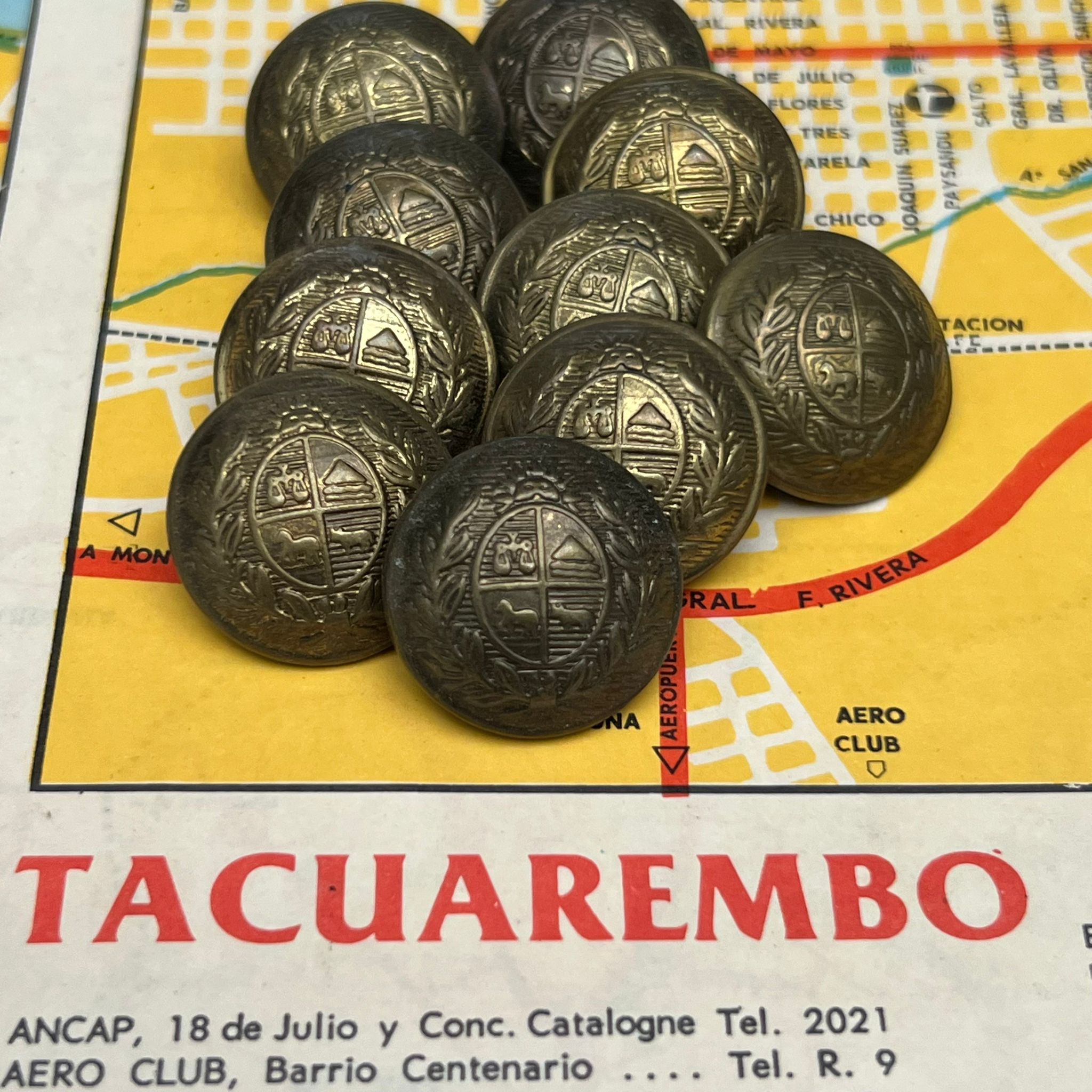 10 Escudos de la R.O.U - Imagen 2