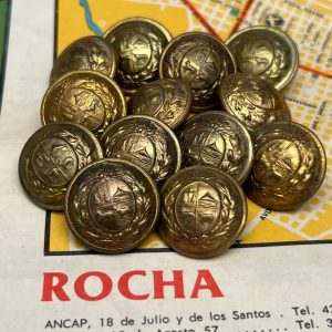 13 Escudos de la R.O.U