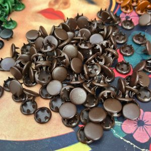 100 tachas metalicas