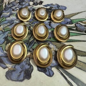 6 unidades de 2.8cm perlados!