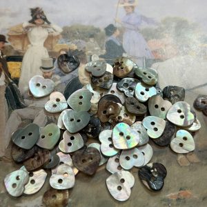 25 corazones de nácar