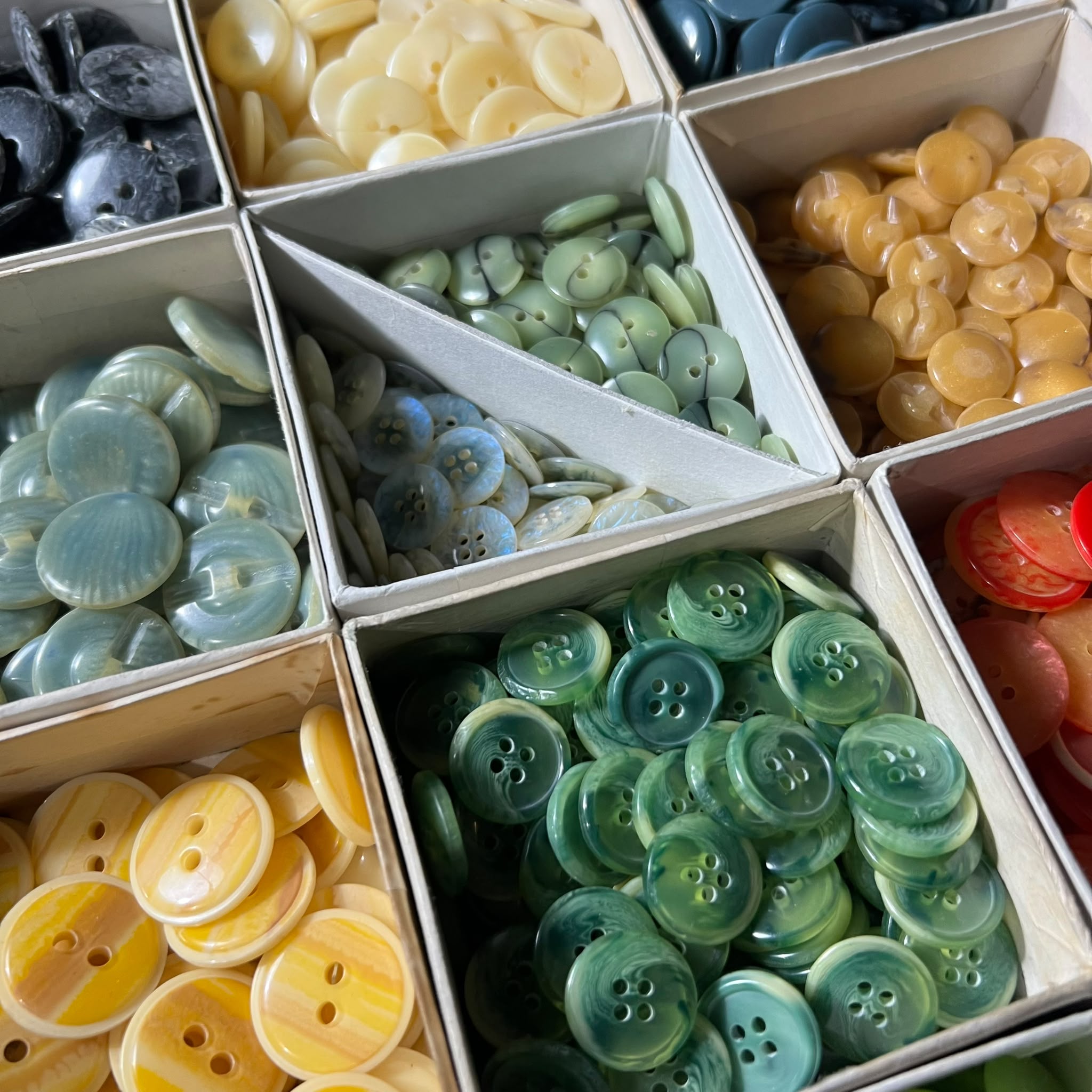 Caja con 760 unidades - Imagen 10